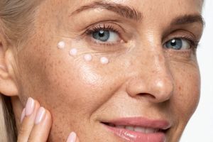 HiLLARY PDRN Eye Cream-Gel: догляд та ефект &ldquo;відпочилих очей&rdquo; в одному засобі