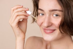 How to use facial serum correctly