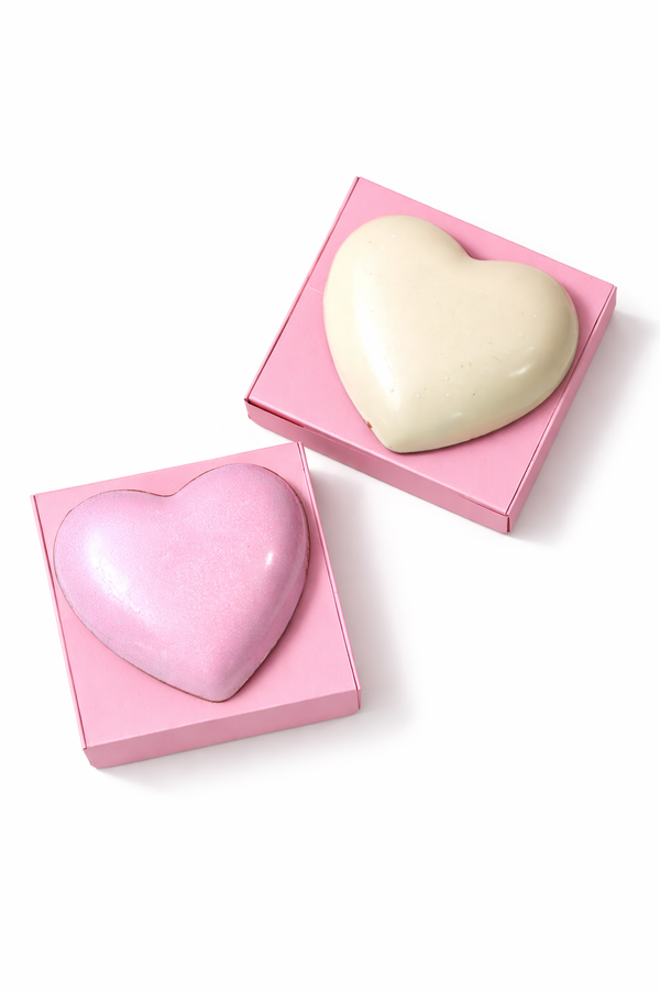 Набір сердець Self-Love Ritual: Dark Affair & Strawberry Pralin&eacute;, 220 г - фото №1